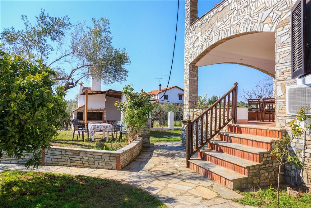 George'S House Villa Ситония Екстериор снимка