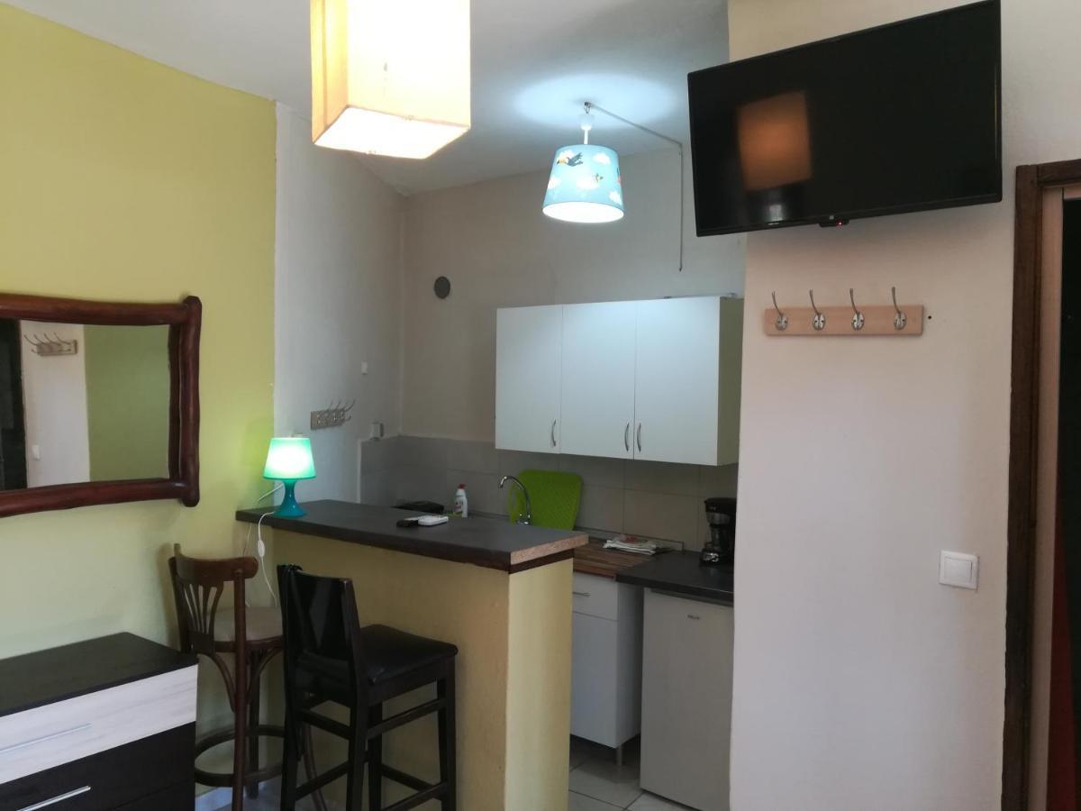 George'S House Villa Ситония Екстериор снимка