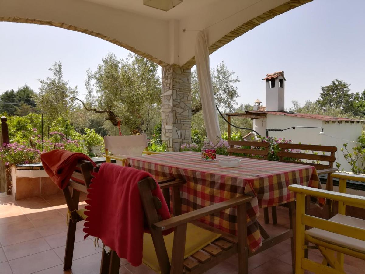 George'S House Villa Ситония Екстериор снимка
